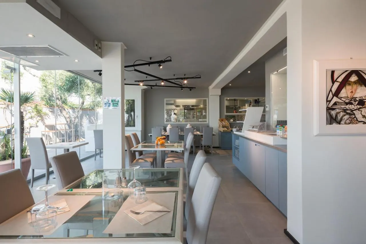Villa Giada Resort Imperia 3*,  Olaszország